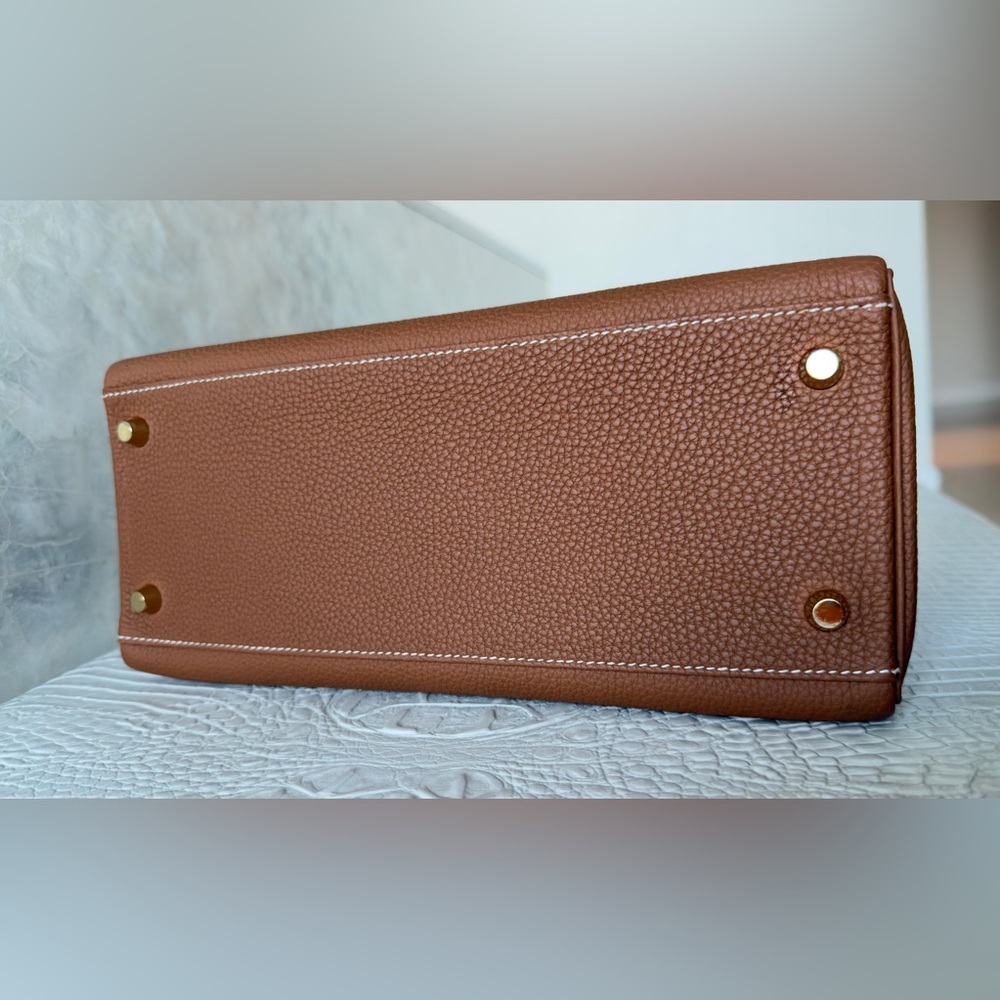 Hermès Kelly 28 in Togo Leather – Stamp Z (2021) - Picture 13 of 17